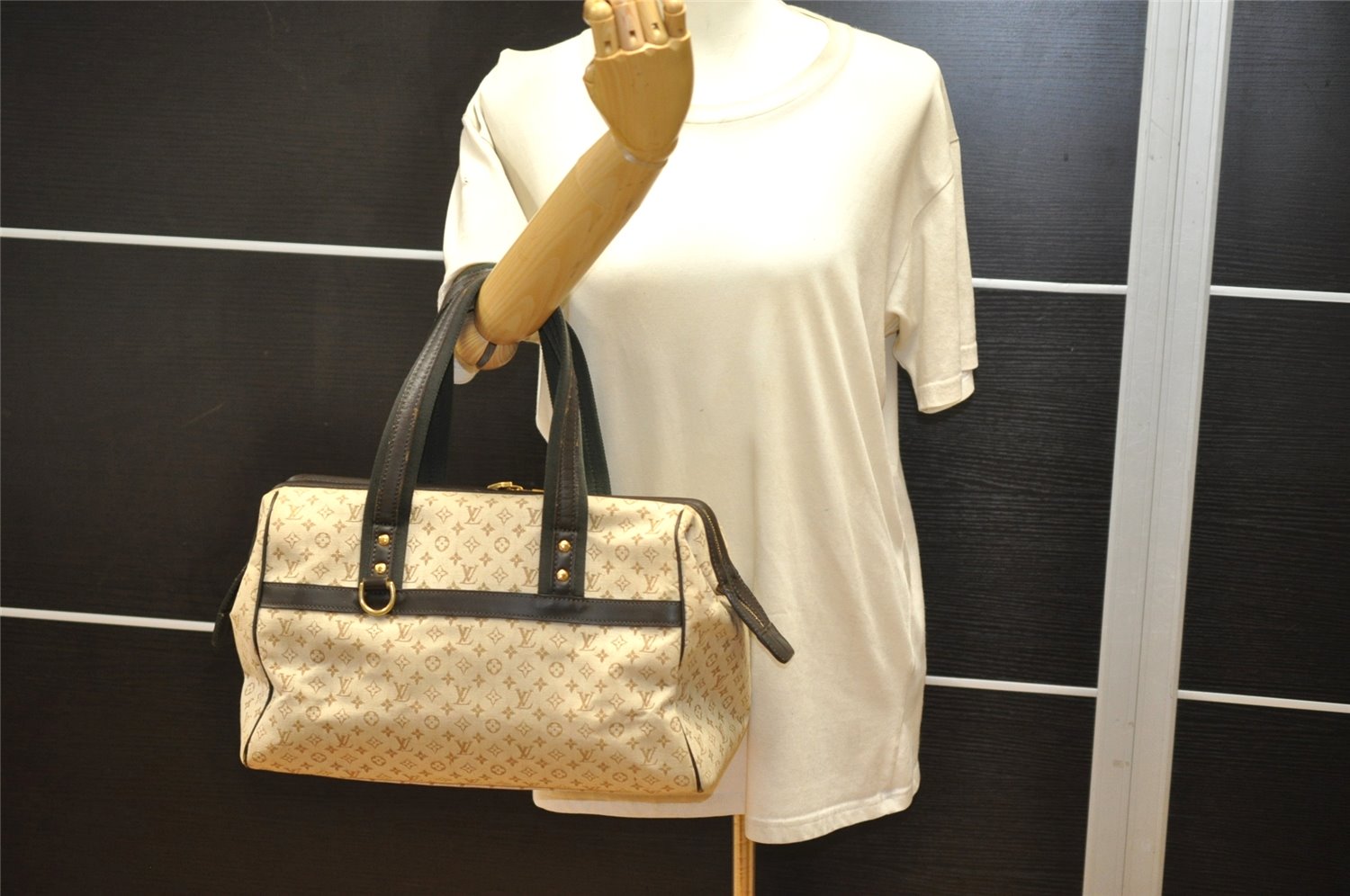 Auth Louis Vuitton Monogram Mini Josephine GM Hand Bag Beige M92413 LV 4656K