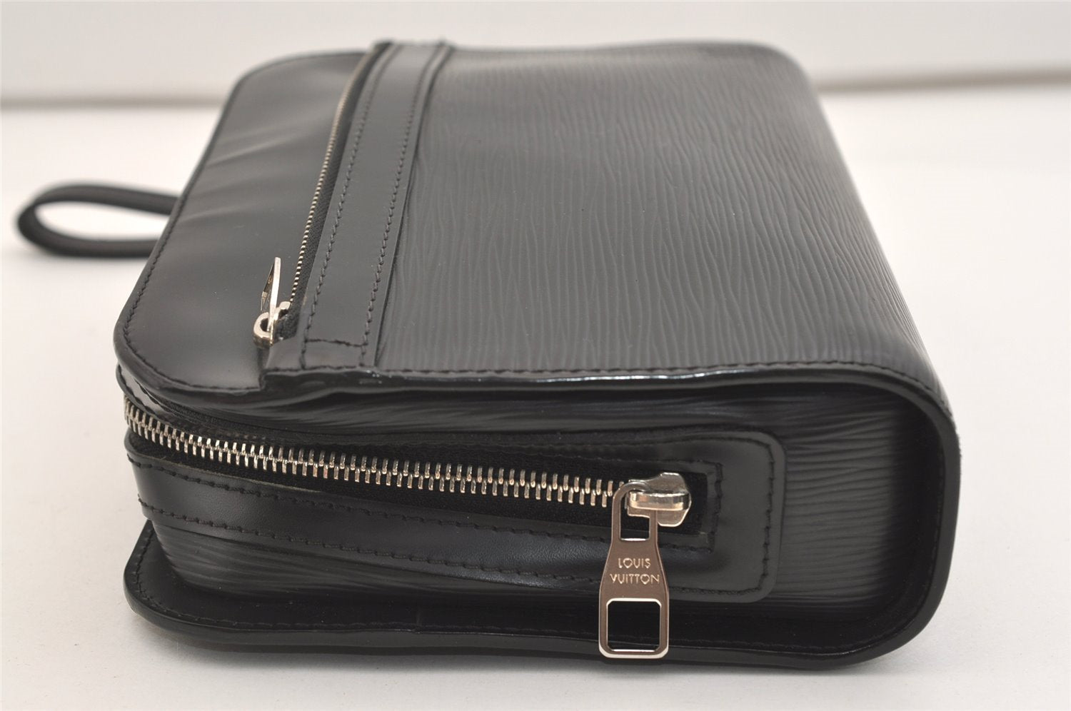 Authentic Louis Vuitton Epi Hoche Clutch Hand Bag Purse Black M59362 LV 4659J