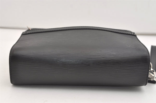 Authentic Louis Vuitton Epi Hoche Clutch Hand Bag Purse Black M59362 LV 4659J
