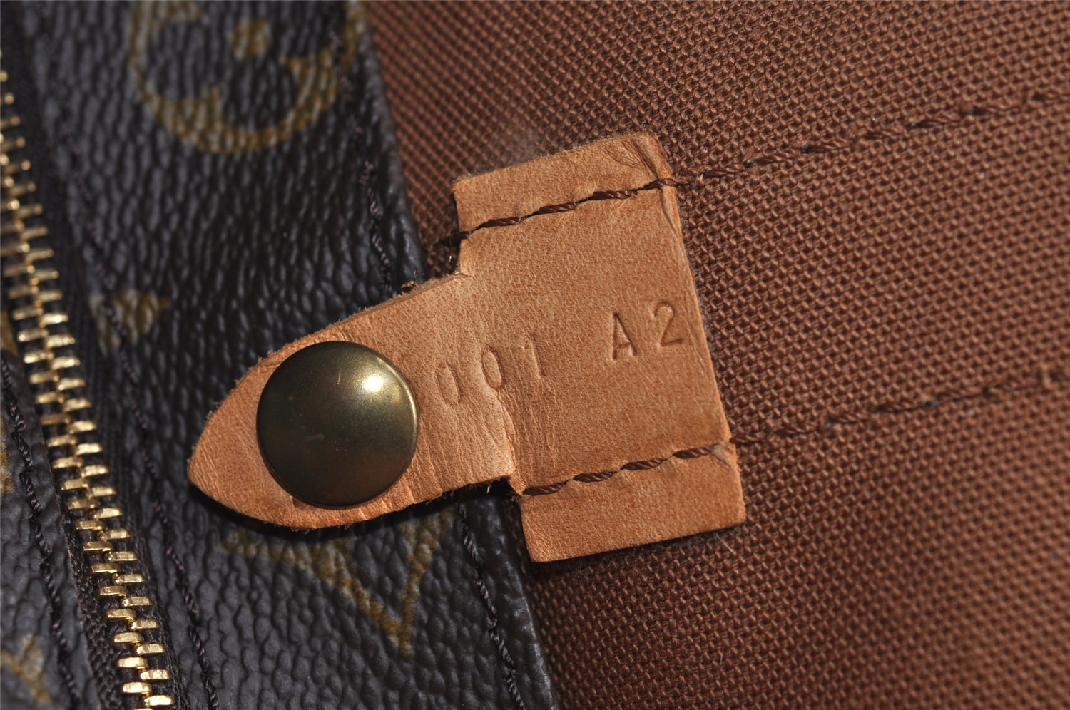 Authentic Louis Vuitton Monogram Randonnee GM Shoulder Bag M42244 LV 4661J