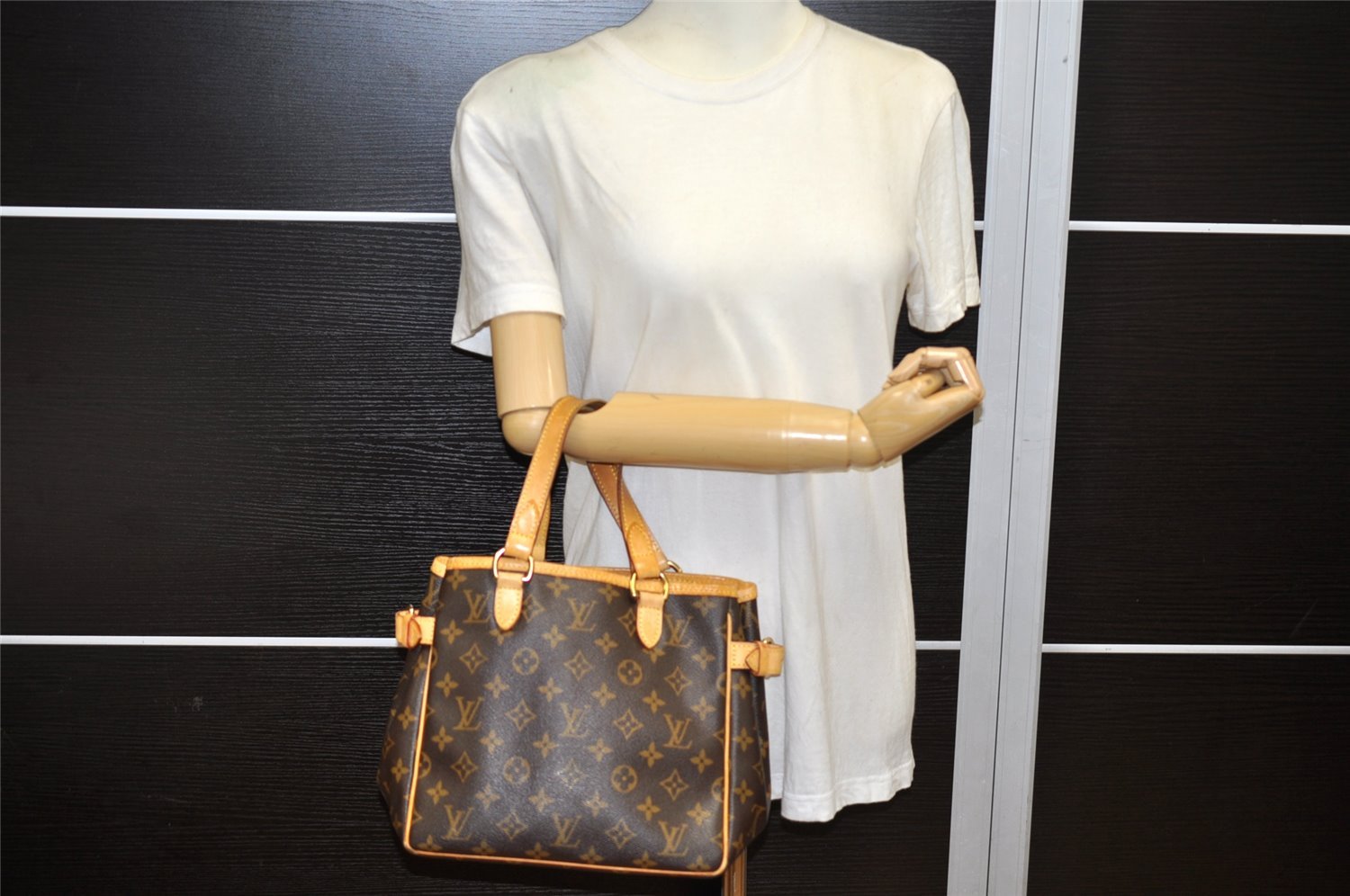 Authentic Louis Vuitton Monogram Batignolles Hand Tote Bag M51156 LV 4663K