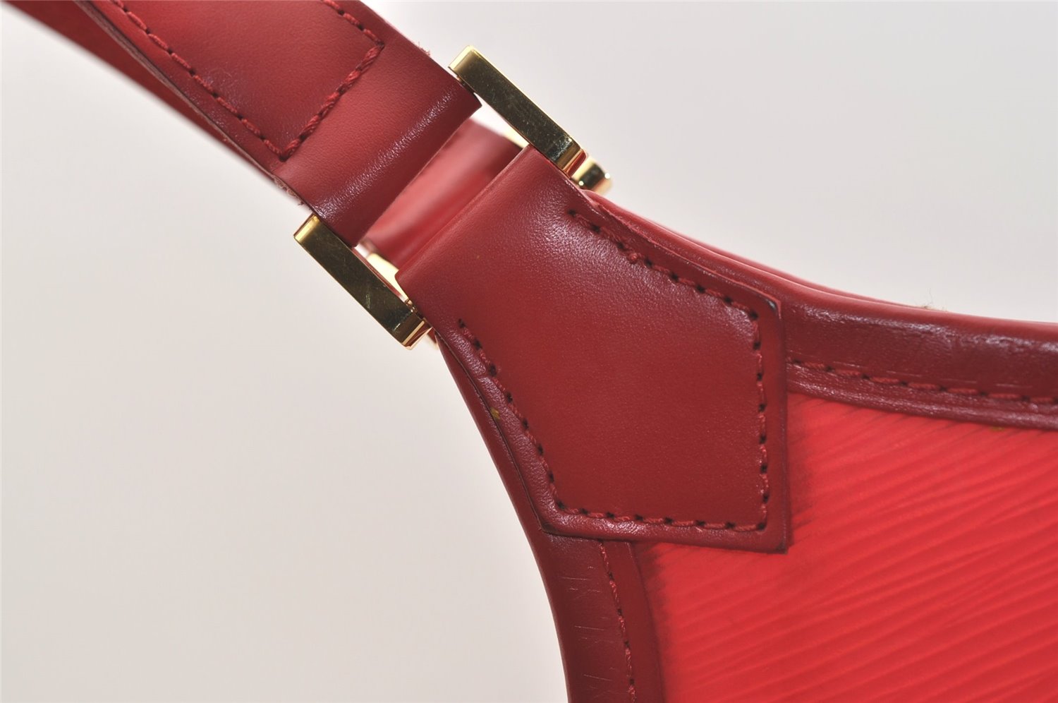 Authentic Louis Vuitton Epi Plage Bahia Shoulder Tote Bag Red M92152 LV 4664J