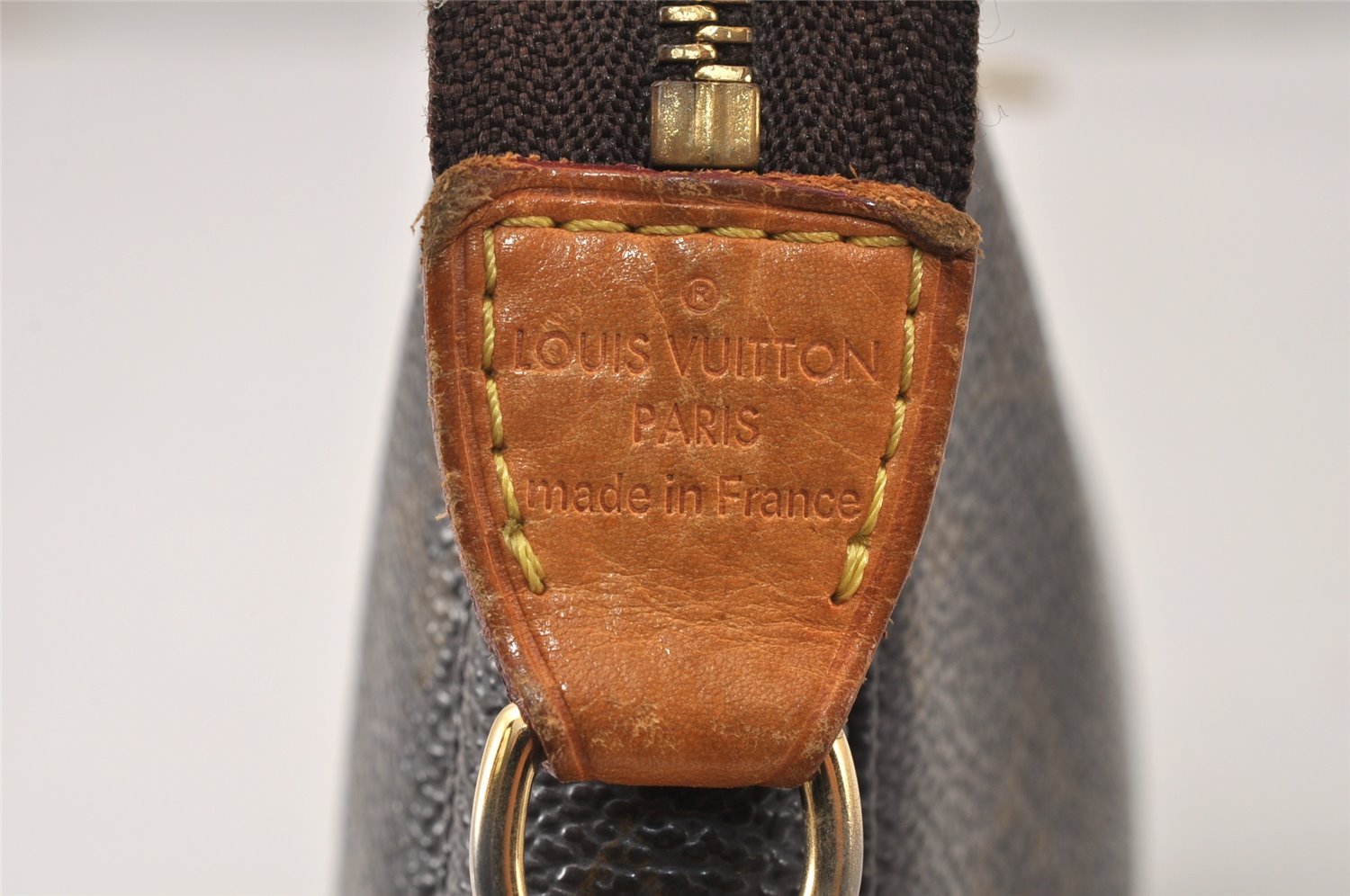 Authentic Louis Vuitton Monogram Pochette Accessoires Shoulder Cross Pouch 4667K