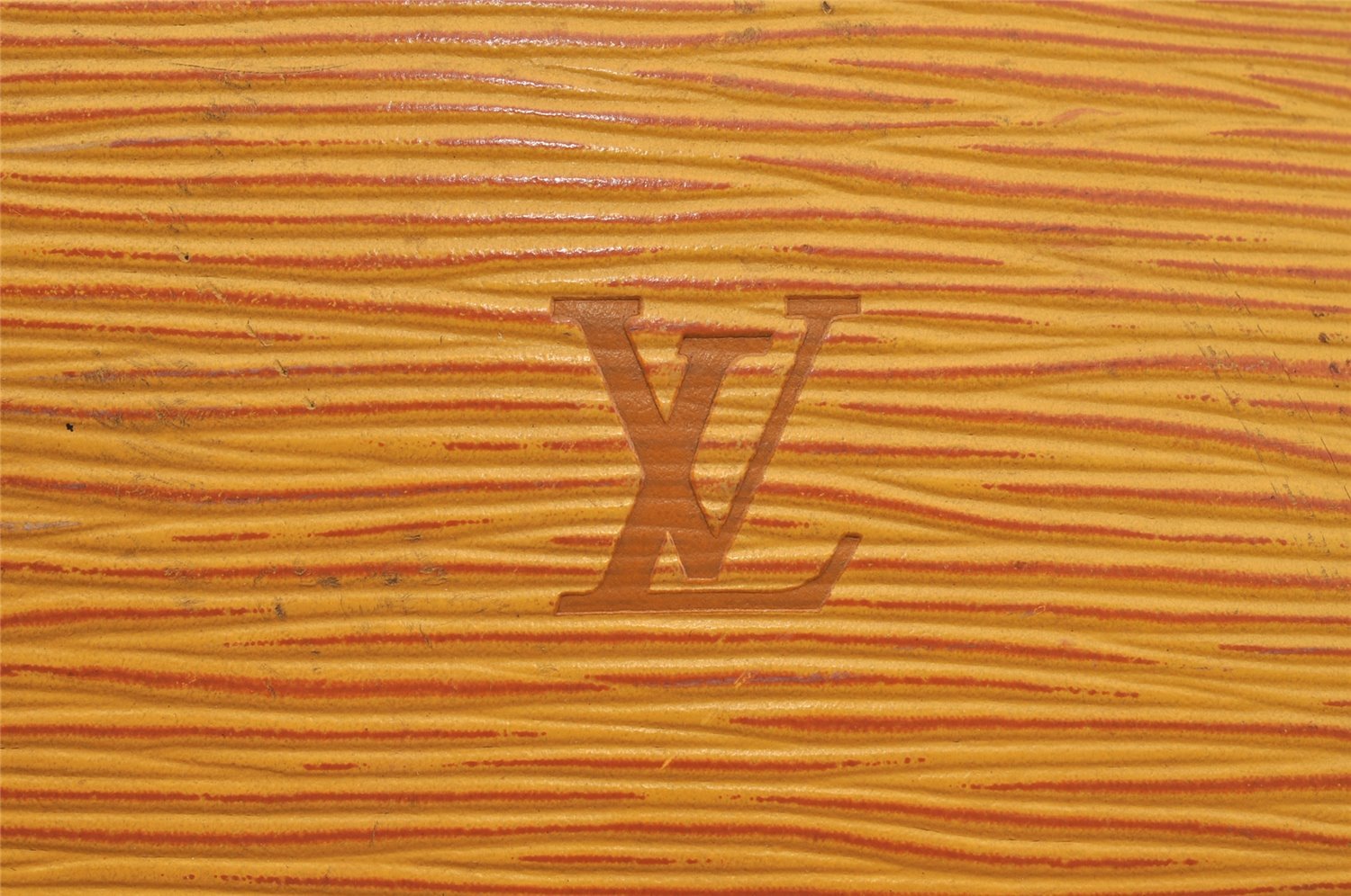 Authentic Louis Vuitton Epi Lussac Shoulder Tote Bag Yellow M52289 LV 4675J