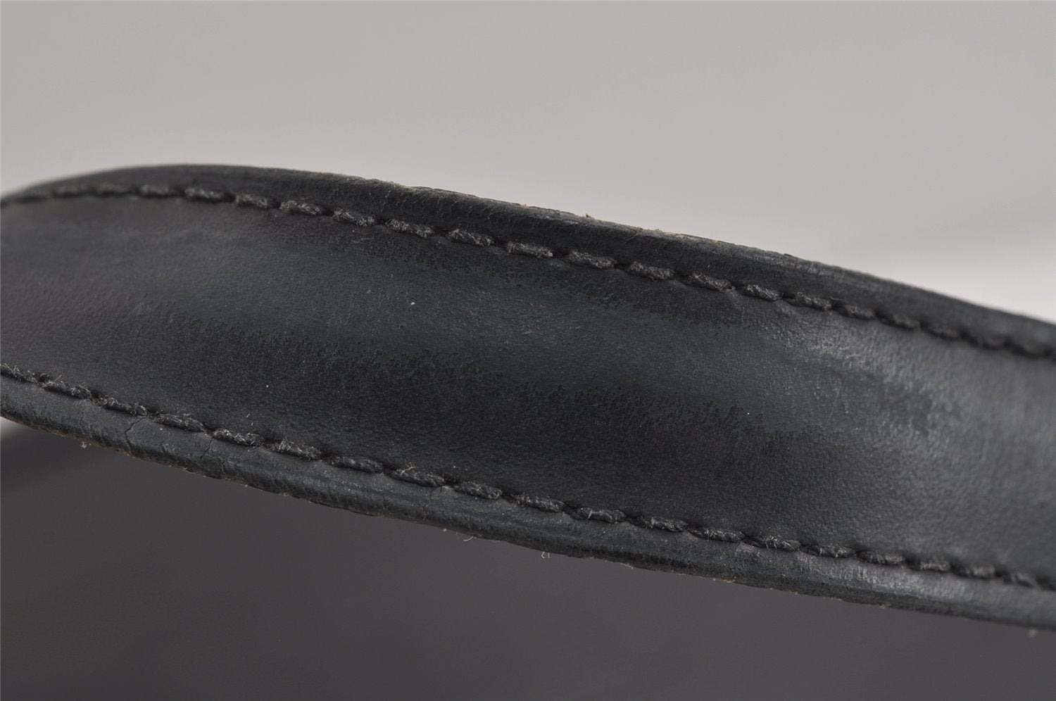 Authentic Louis Vuitton Epi Saint Jacques Hand Bag Black M52272 LV 4676J