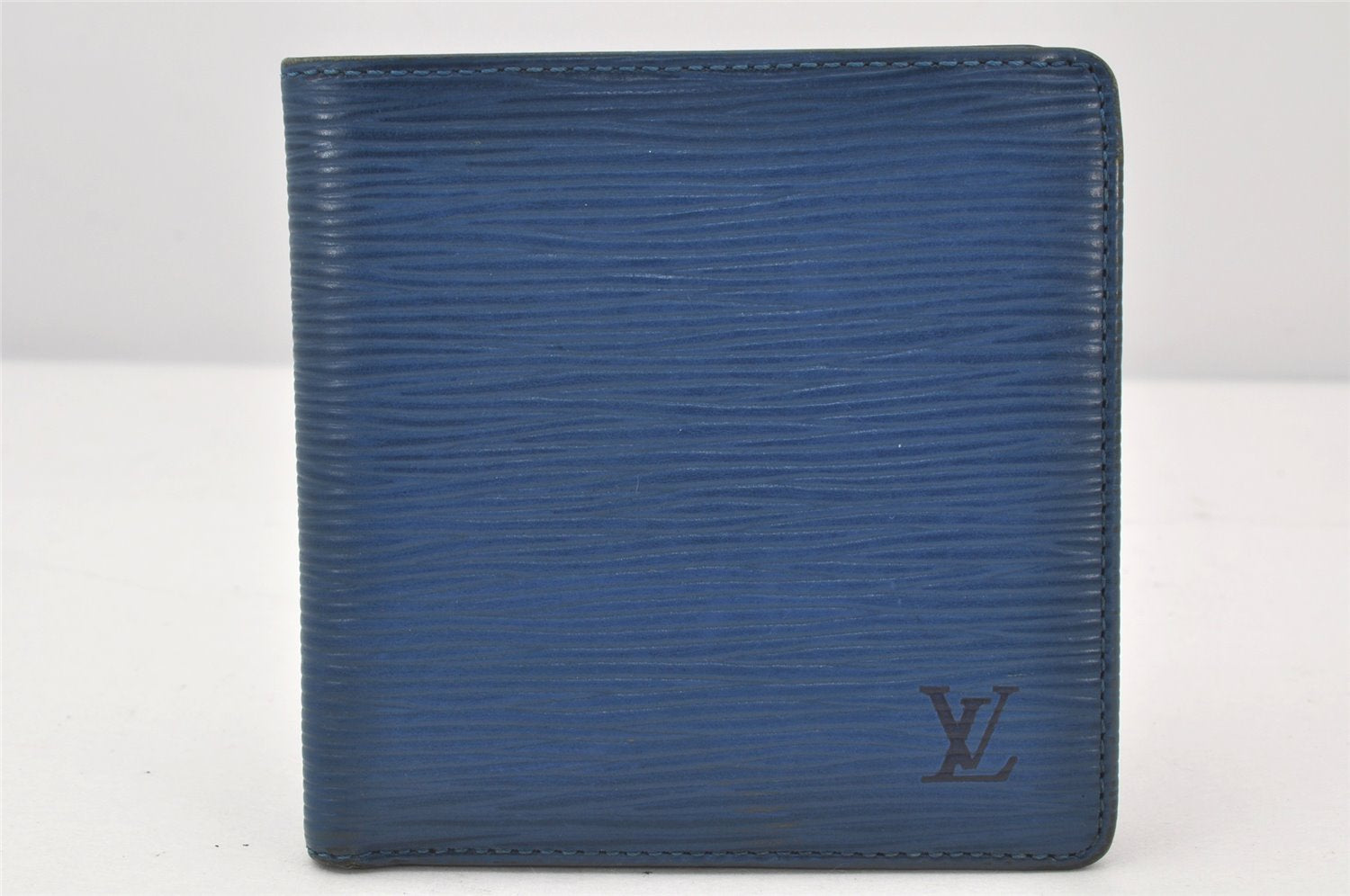 Authentic Louis Vuitton Epi Bifold Long Wallet Purse Blue Cream Red 8Set 4677K