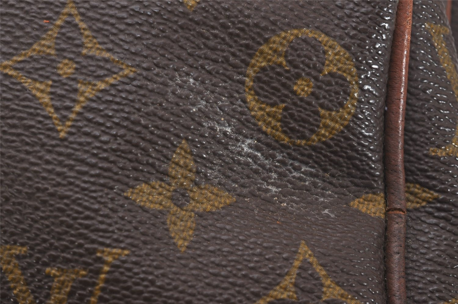 Authentic Louis Vuitton Monogram Nile Shoulder Cross Body Bag Old Model LV 4679J