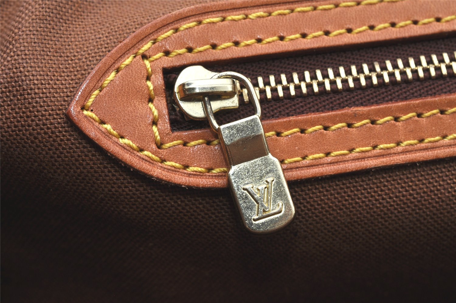 Authentic Louis Vuitton Monogram Beverly 41 M51121 2Way Shoulder Hand Bag 4680K