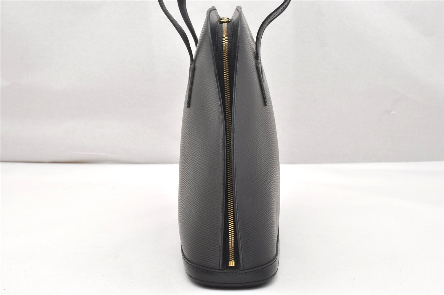 Authentic Louis Vuitton Epi Lussac Shoulder Tote Bag Black M52282 LV 4681K