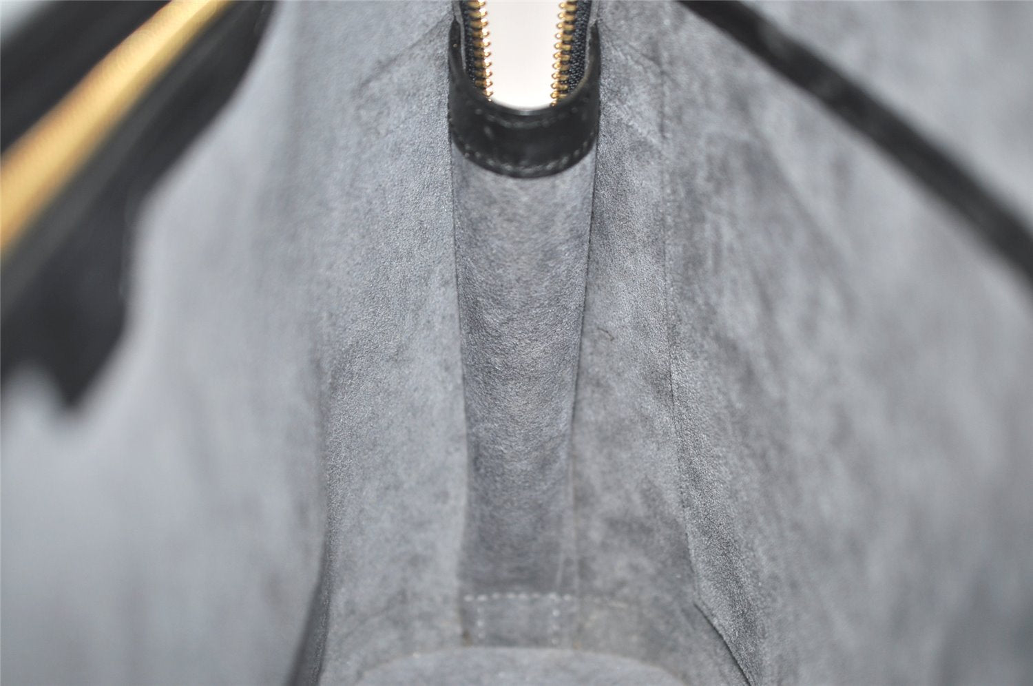 Authentic Louis Vuitton Epi Lussac Shoulder Tote Bag Black M52282 LV 4681K