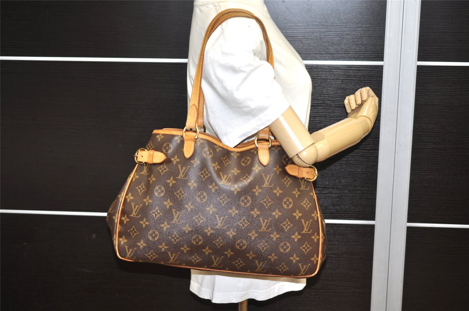 Authentic Louis Vuitton Monogram Batignolles Horizontal Tote Bag M51154 LV 4682K