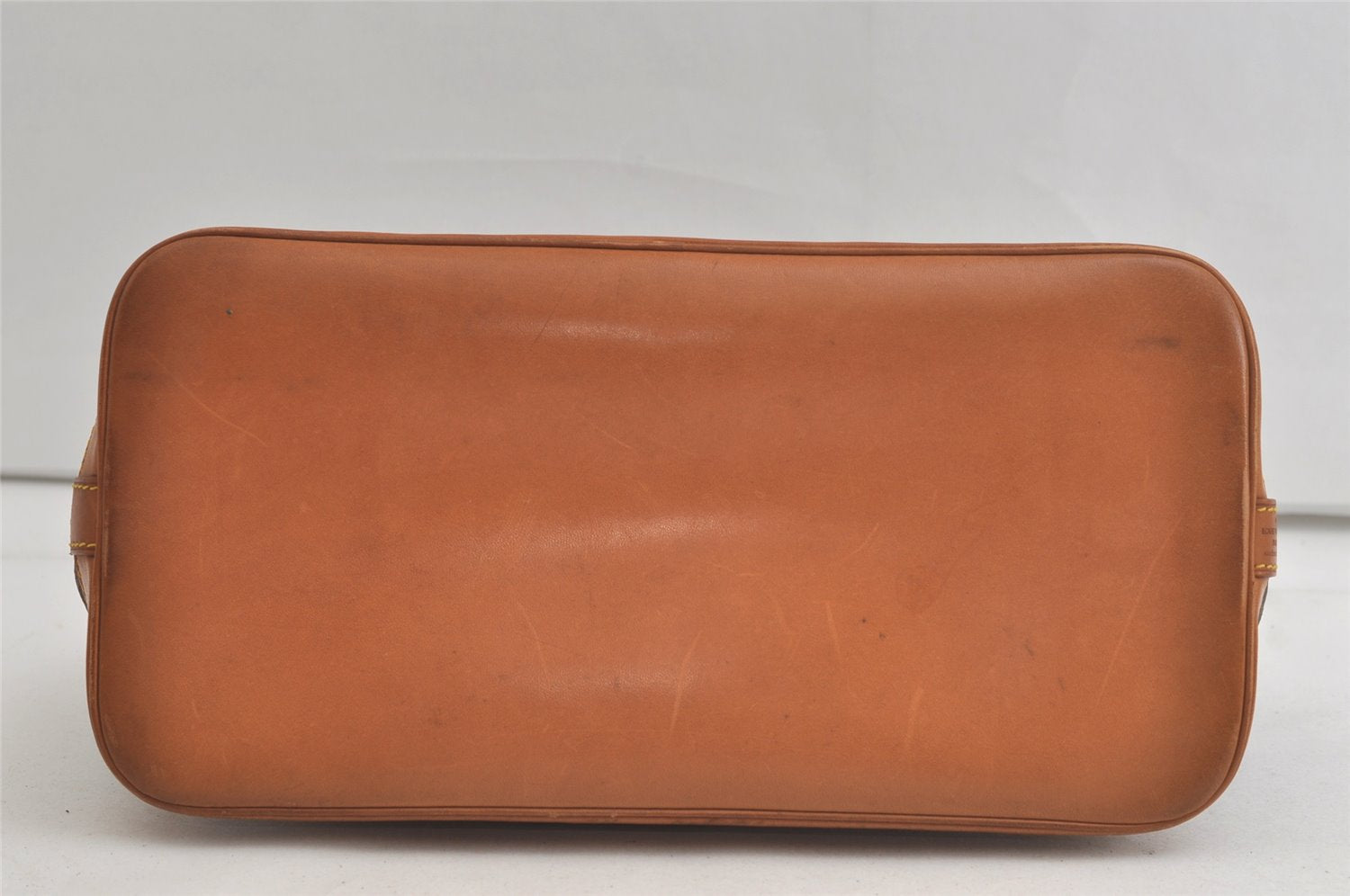 Authentic Louis Vuitton Monogram Alma Hand Bag Purse M51130 LV 4683K