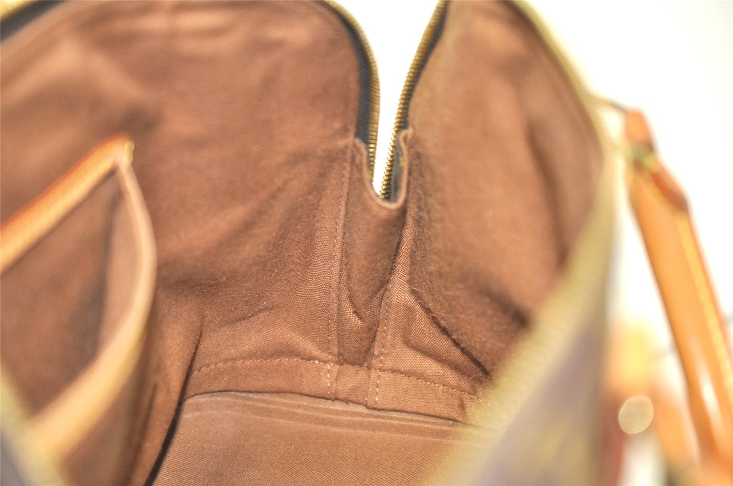 Authentic Louis Vuitton Monogram Alma Hand Bag Purse M51130 LV 4683K