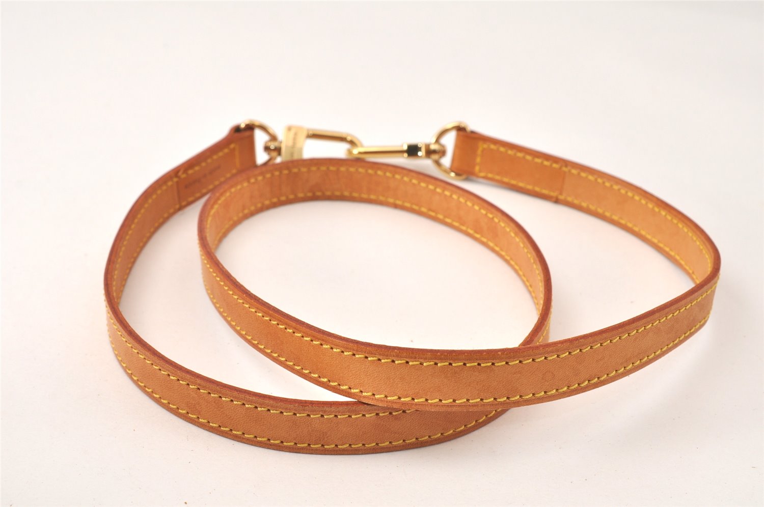 Authentic Louis Vuitton Leather Shoulder Strap Beige 39.2