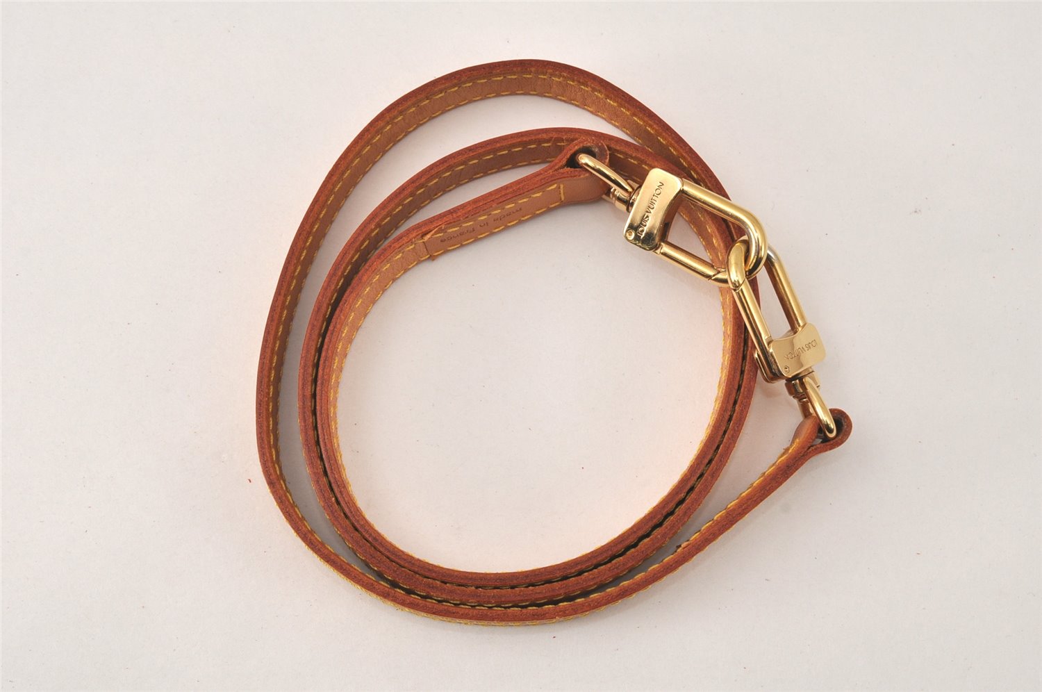 Authentic Louis Vuitton Leather Shoulder Strap Beige 39.2