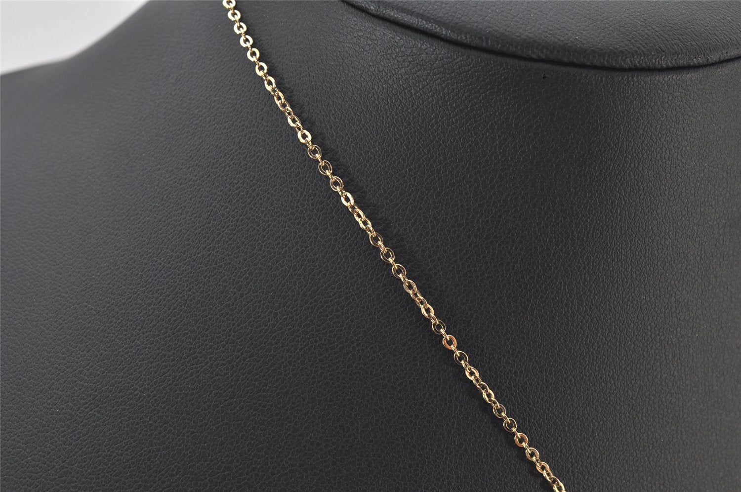 Authentic Christian Dior Gold Tone Rhinestone Chain Pendant Necklace CD 4685K