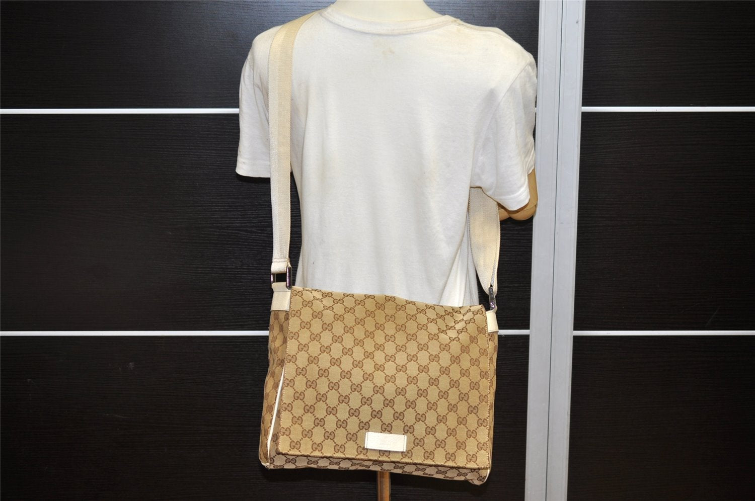 Authentic GUCCI Shoulder Cross Body Bag GG Canvas Leather 146236 Brown 4688K