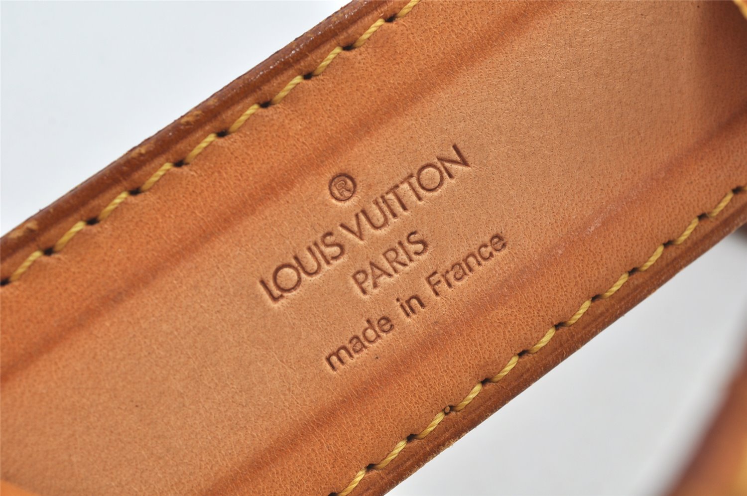Authentic Louis Vuitton Leather Shoulder Strap Beige 40.2-47.4