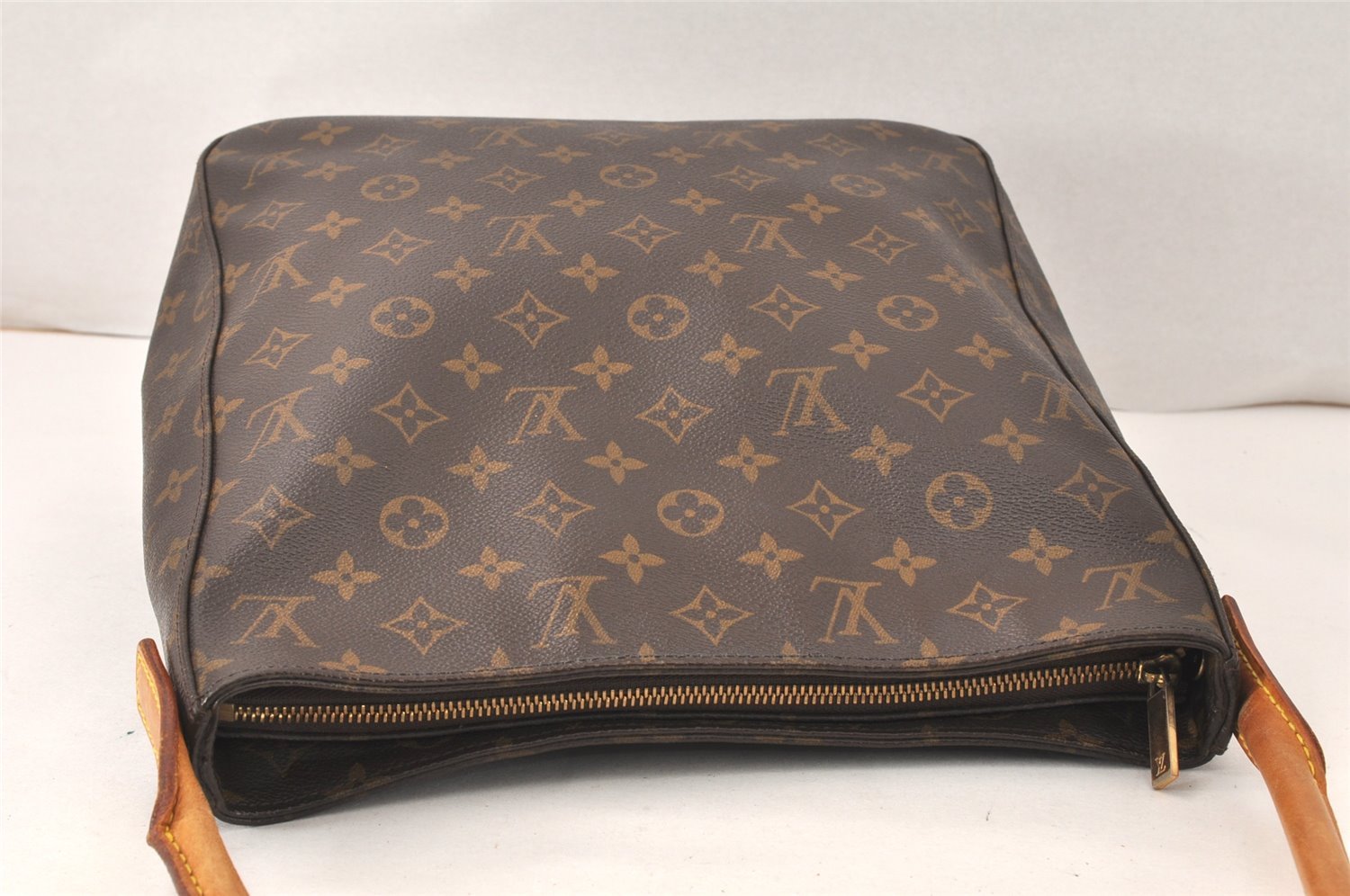 Authentic Louis Vuitton Monogram Looping GM Shoulder Bag M51145 LV 4694K