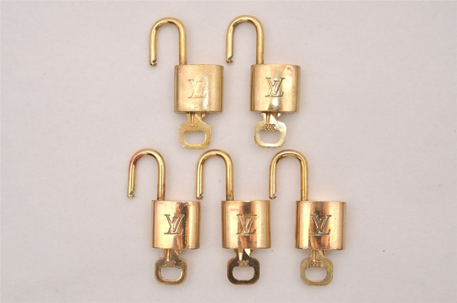 Authentic Louis Vuitton Padlock & Keys 10Set LV 4696J