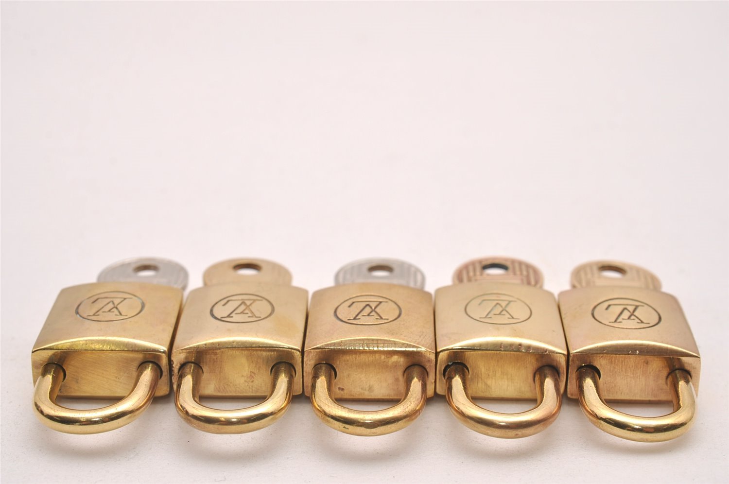 Authentic Louis Vuitton Padlock and Keys 10Set Old Model LV 4698J