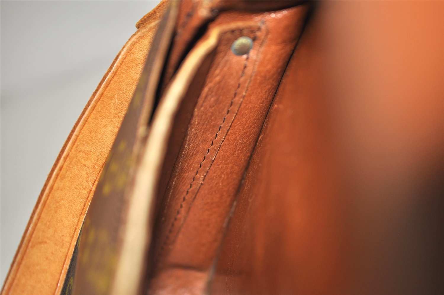 Authentic Louis Vuitton Monogram Cartouchiere GM Shoulder Bag Old Model 4698K