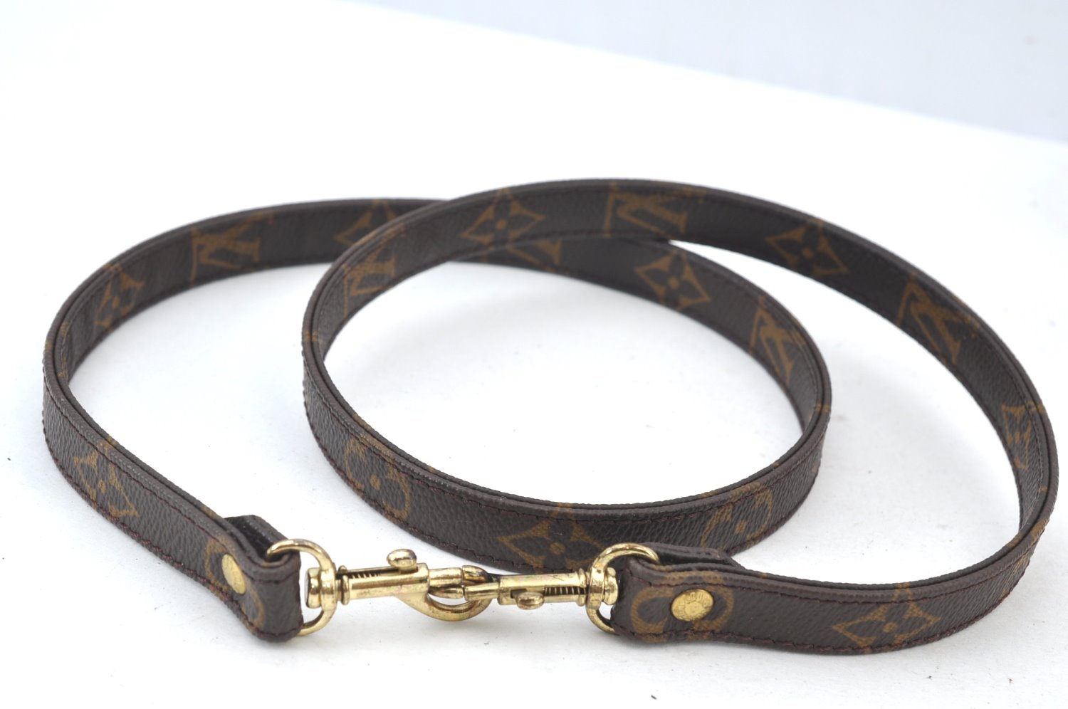 Authentic Louis Vuitton Monogram Shoulder Strap 38.6