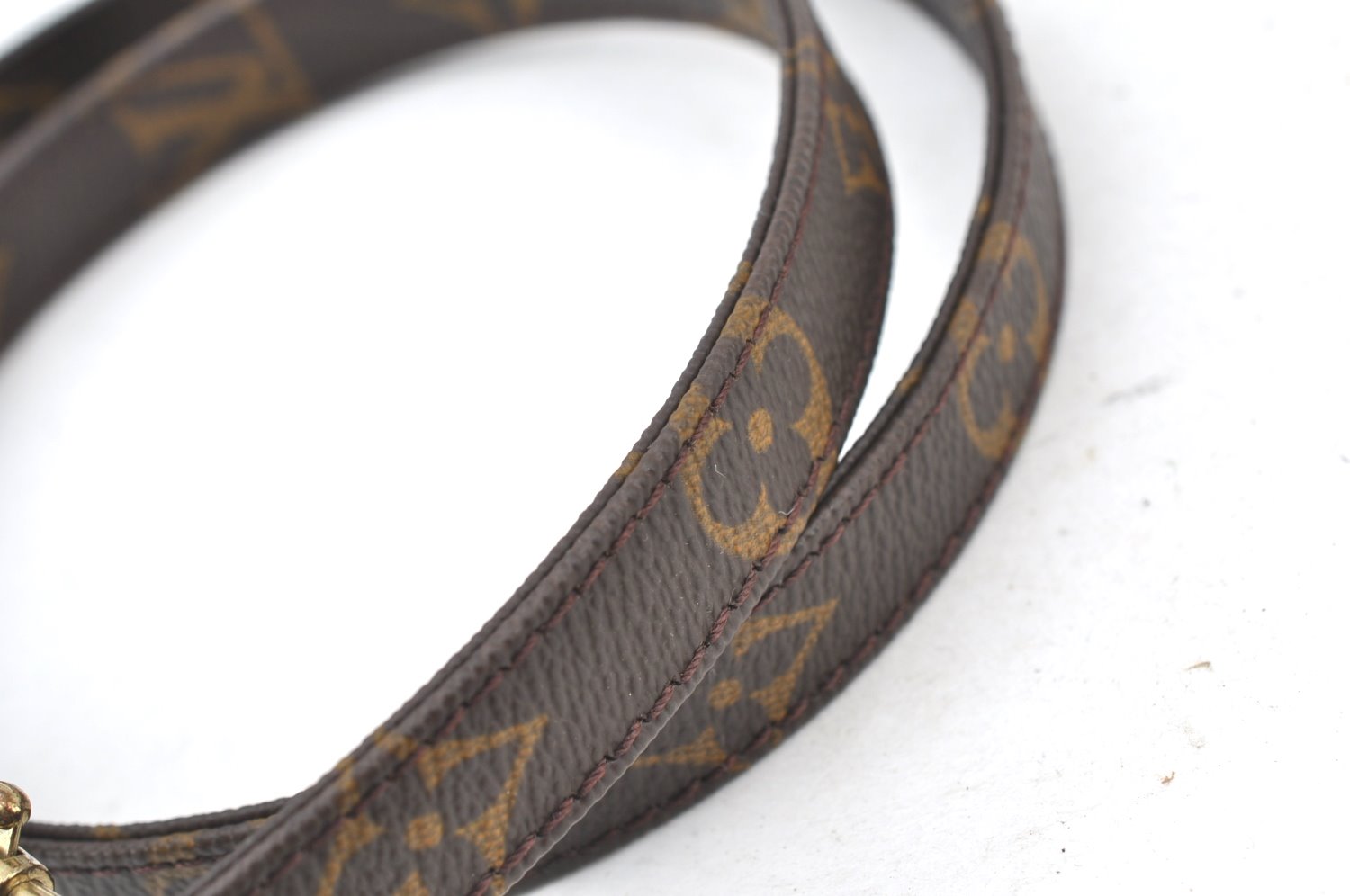 Authentic Louis Vuitton Monogram Shoulder Strap 38.6