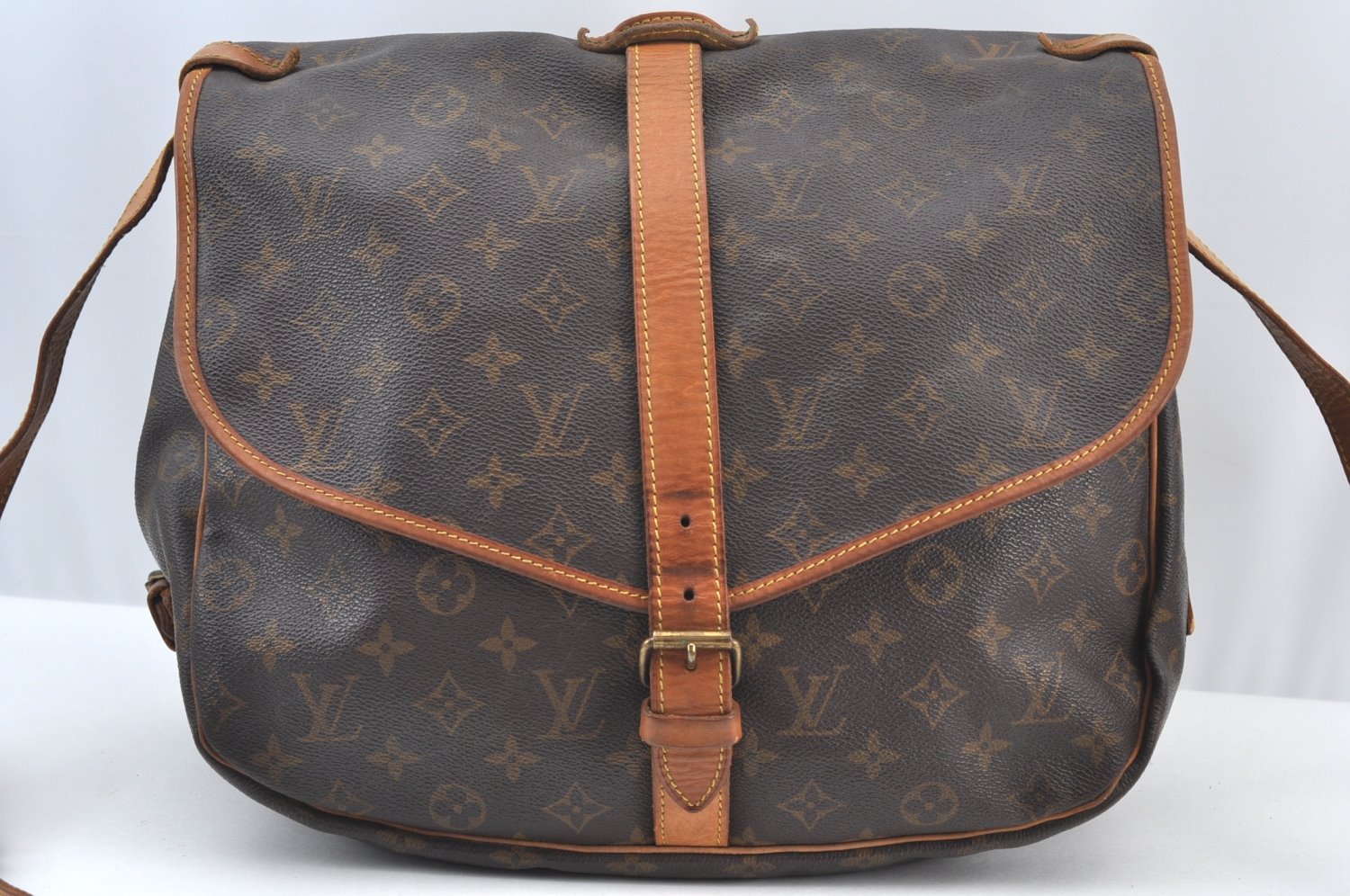 Authentic Louis Vuitton Monogram Saumur 35 Shoulder Cross Bag M42254 LV 4704H