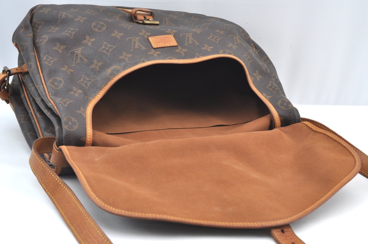 Authentic Louis Vuitton Monogram Saumur 35 Shoulder Cross Bag M42254 LV 4704H