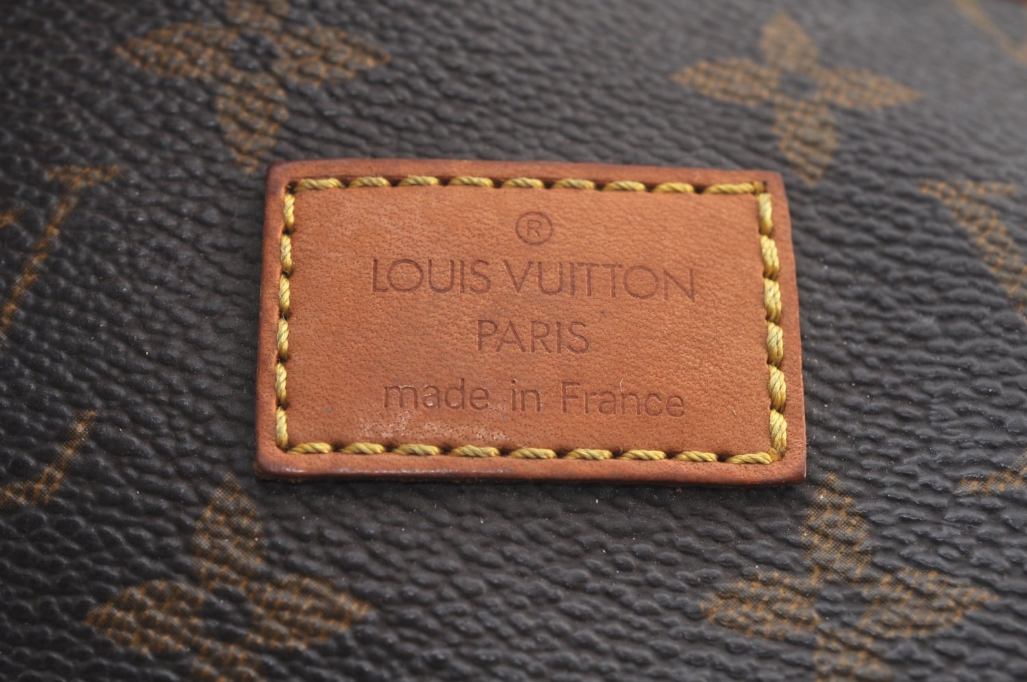 Authentic Louis Vuitton Monogram Saumur 35 Shoulder Cross Bag M42254 LV 4704H