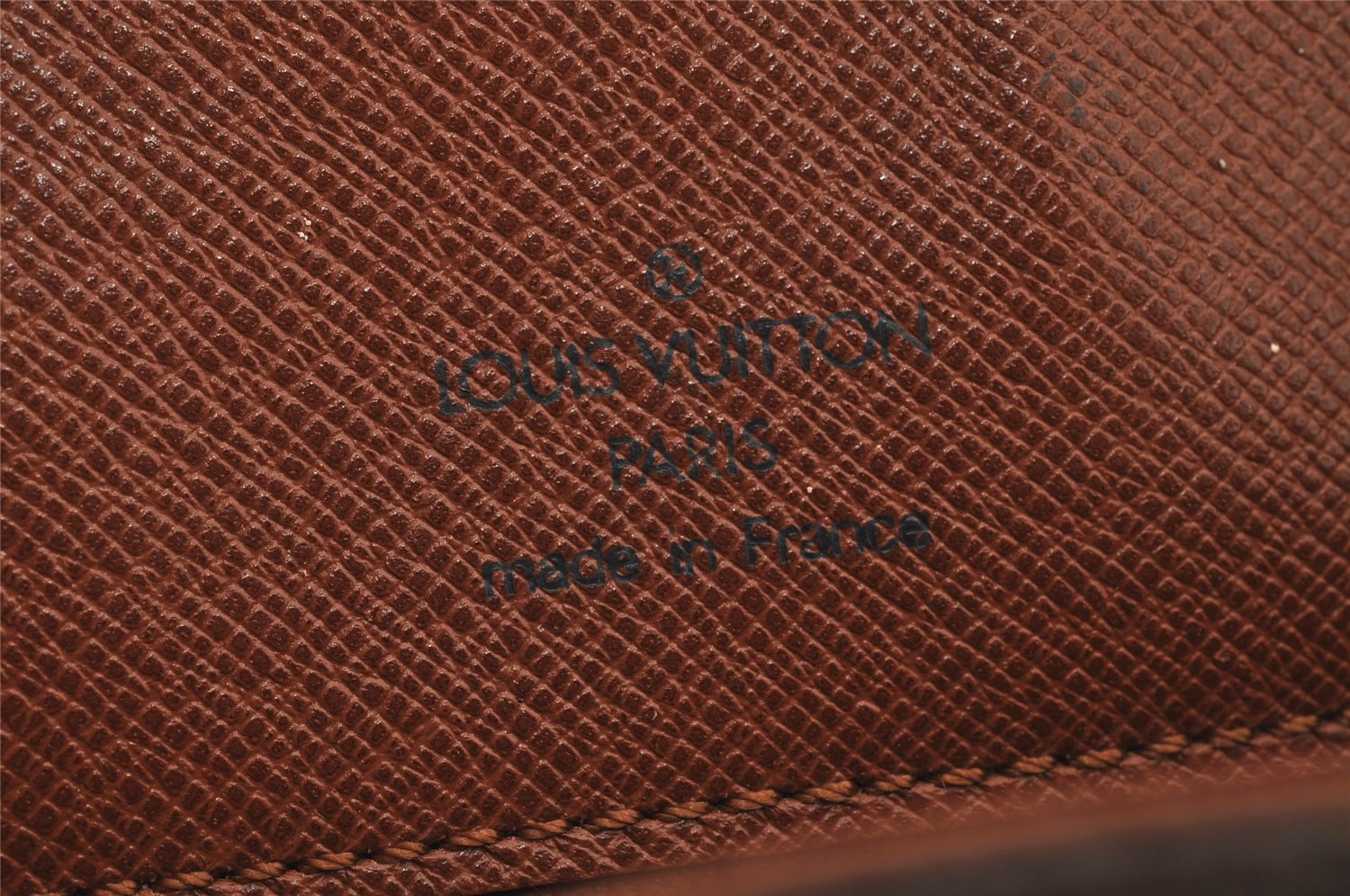 Authentic Louis Vuitton Monogram Saint Cloud GM M51242 Shoulder Cross Bag 4704J