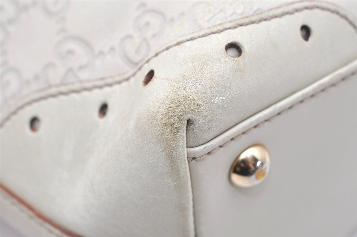 Authentic GUCCI Guccissima GG Leather Hand Bag Purse 145994 White 4704K
