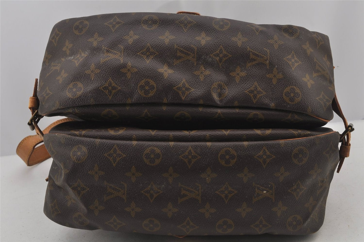 Authentic Louis Vuitton Monogram Saumur 35 Shoulder Cross Bag M42254 LV 4705J