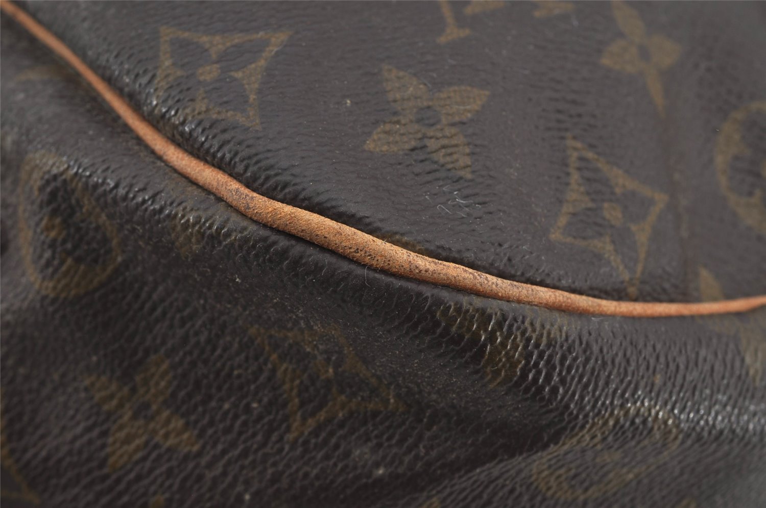 Authentic Louis Vuitton Monogram Saumur 35 Shoulder Cross Bag M42254 LV 4705J