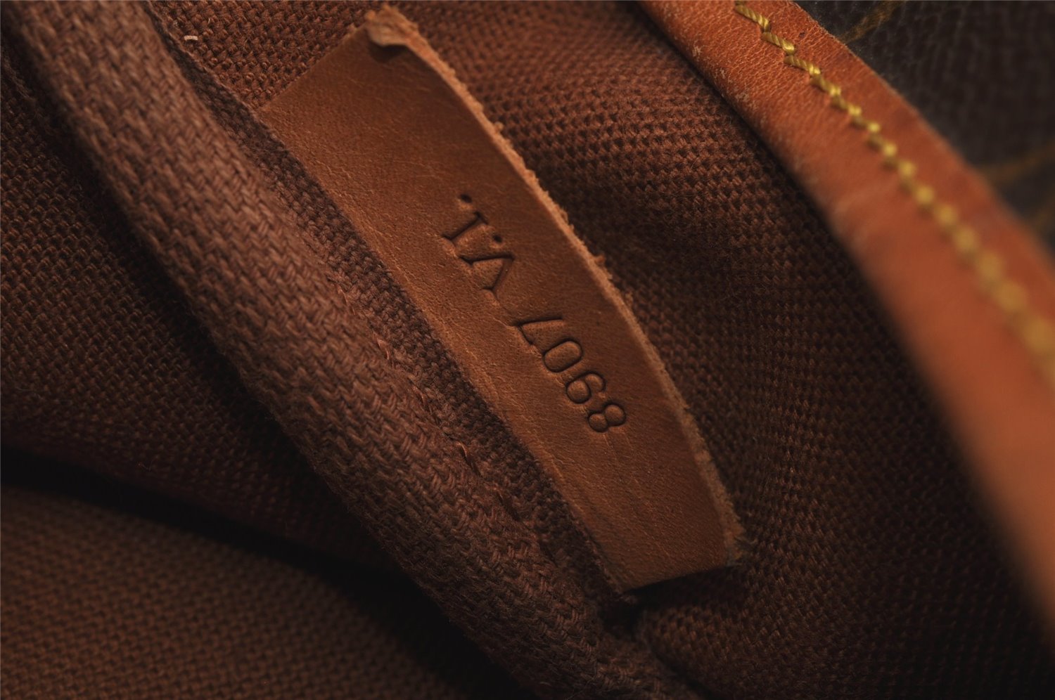 Authentic Louis Vuitton Monogram Saumur 35 Shoulder Cross Bag M42254 LV 4705J