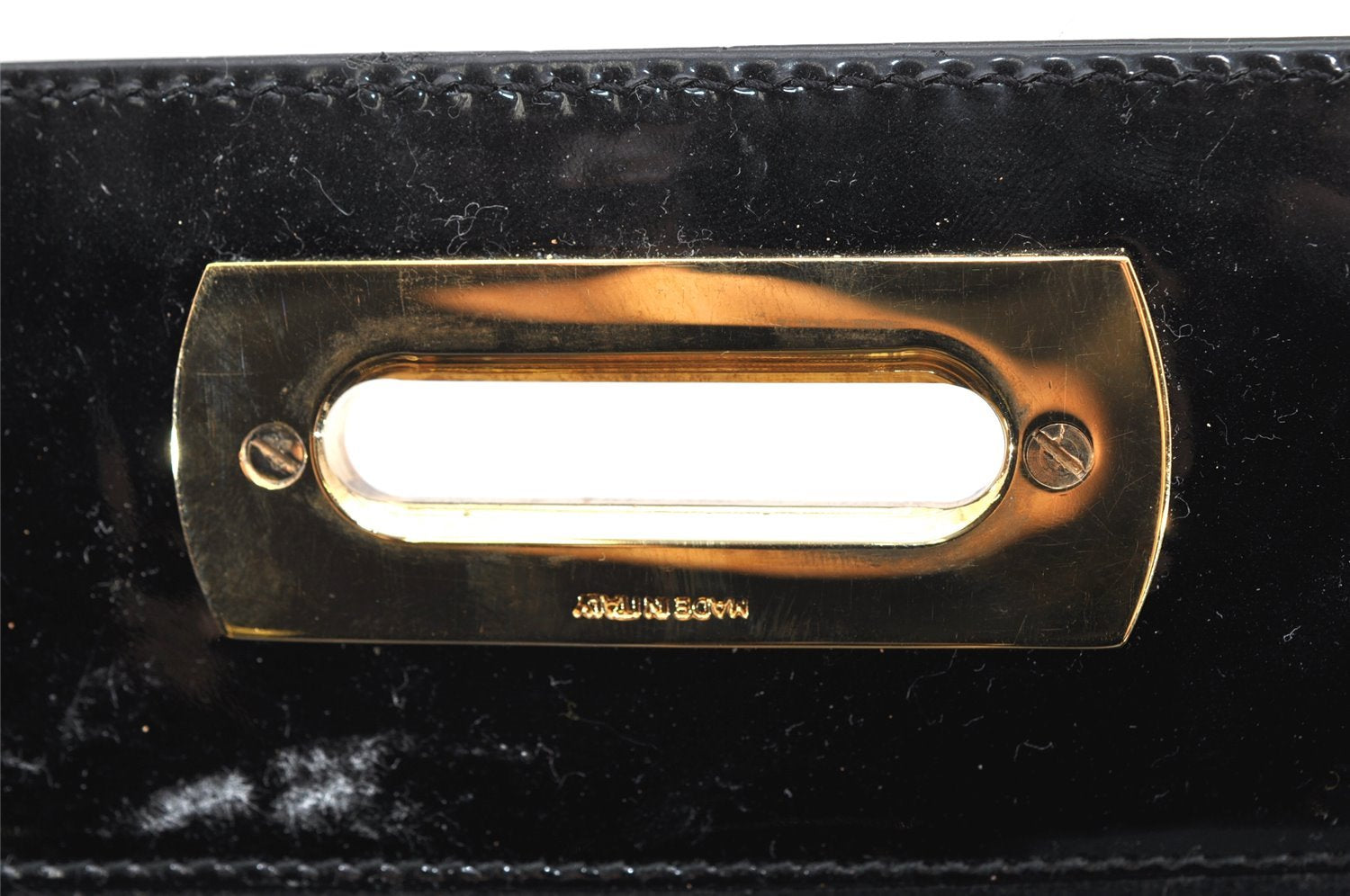 Authentic Salvatore Ferragamo Gancini Enamel Chain Shoulder Bag Black Junk 4706K