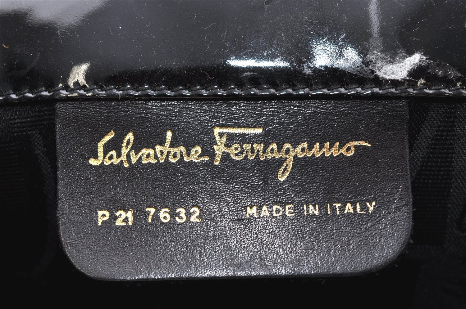 Authentic Salvatore Ferragamo Gancini Enamel Chain Shoulder Bag Black Junk 4706K
