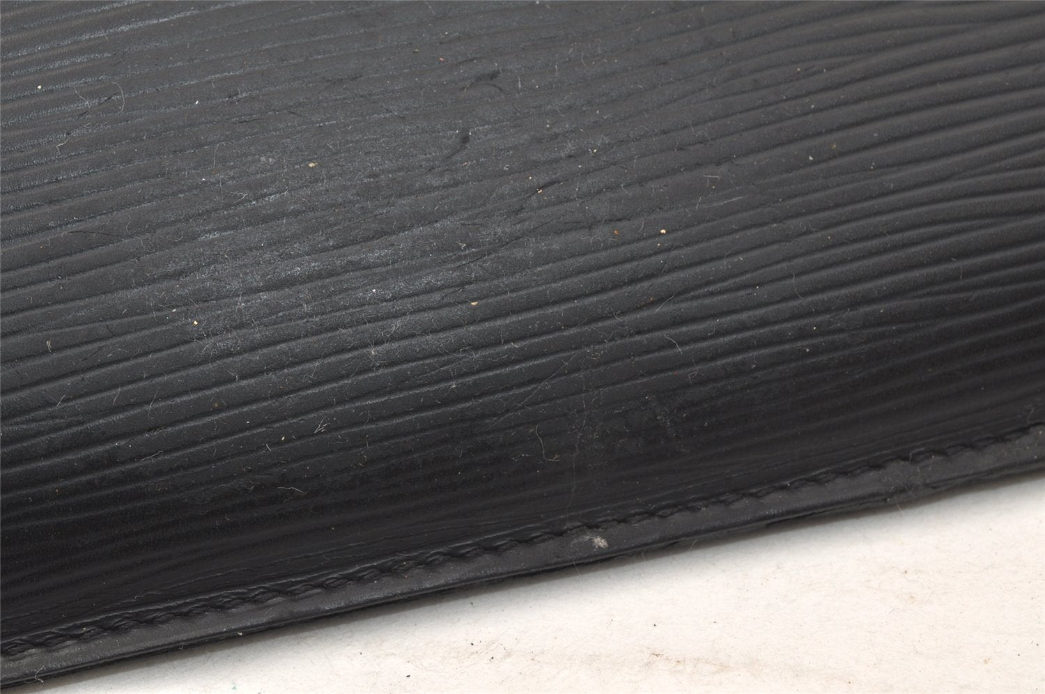 Authentic Louis Vuitton Epi Pochette Jours GM Document Case M64153 Black 4707K