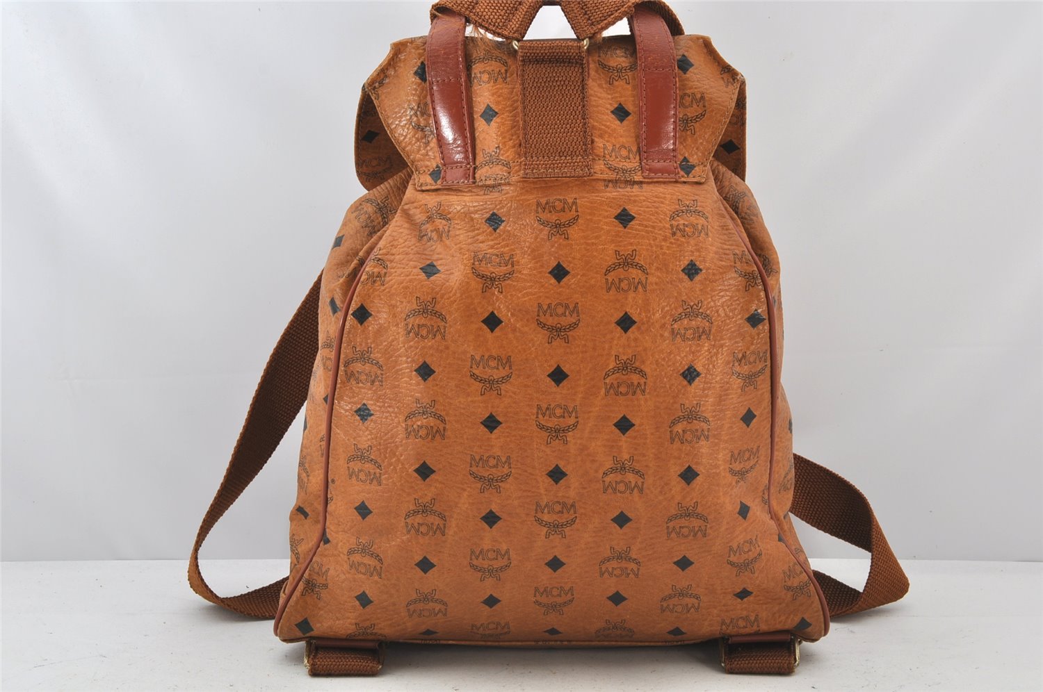 Authentic MCM Visetos Leather Vintage Drawstring Backpack Brown 4711K