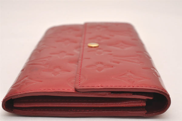 Auth Louis Vuitton Vernis Pochette Porte Monnaie Credit Wallet M91983 Red 4712J