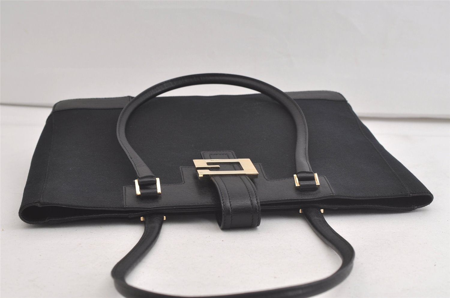 Authentic GUCCI Vintage Shoulder Tote Bag GG Canvas Leather 0021109 Black 4712K