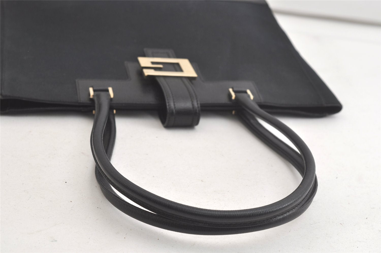 Authentic GUCCI Vintage Shoulder Tote Bag GG Canvas Leather 0021109 Black 4712K