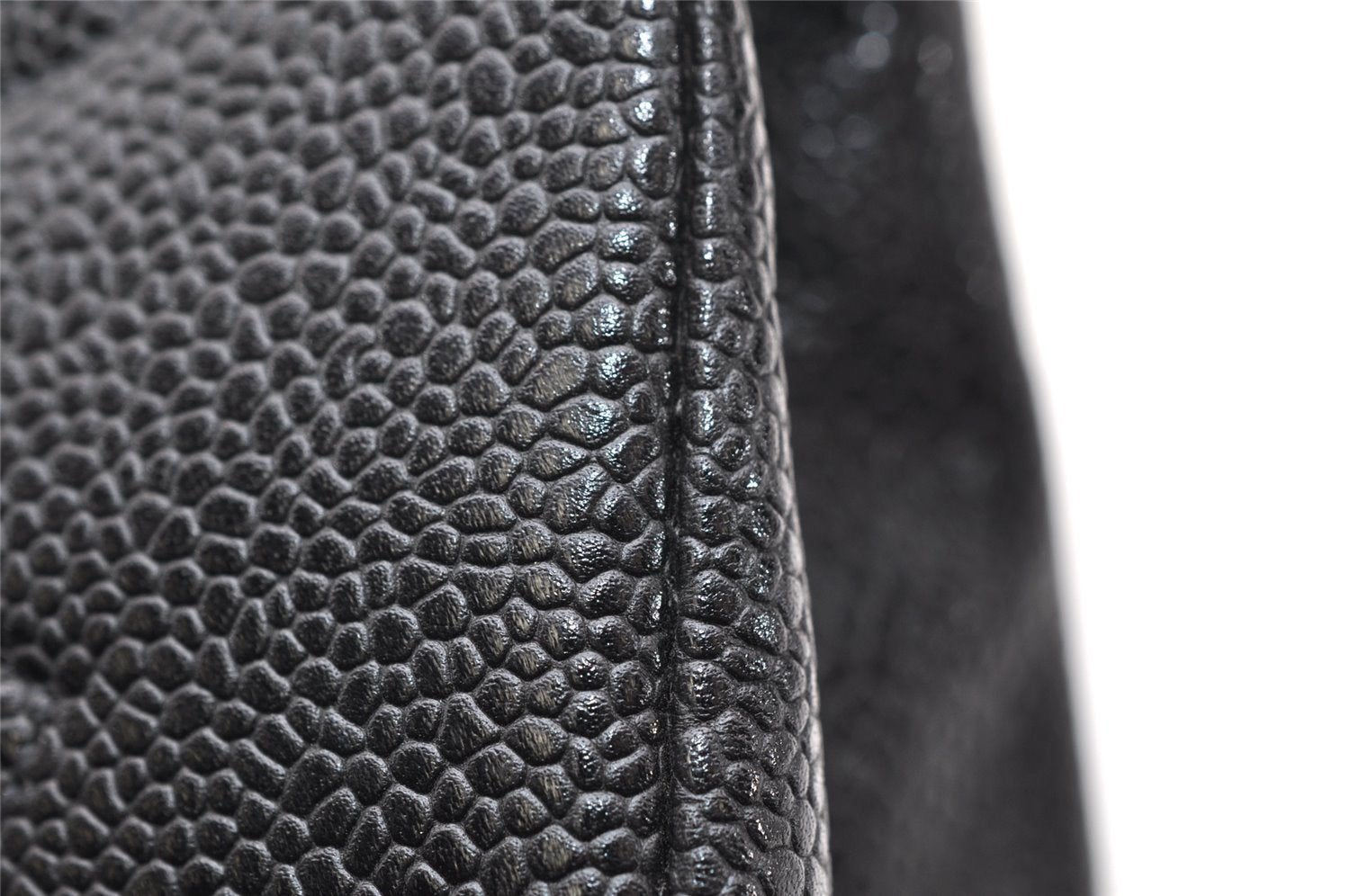 Authentic CHANEL Caviar Skin CC Logo Cosmetic Pouch Purse Black Junk 4714K