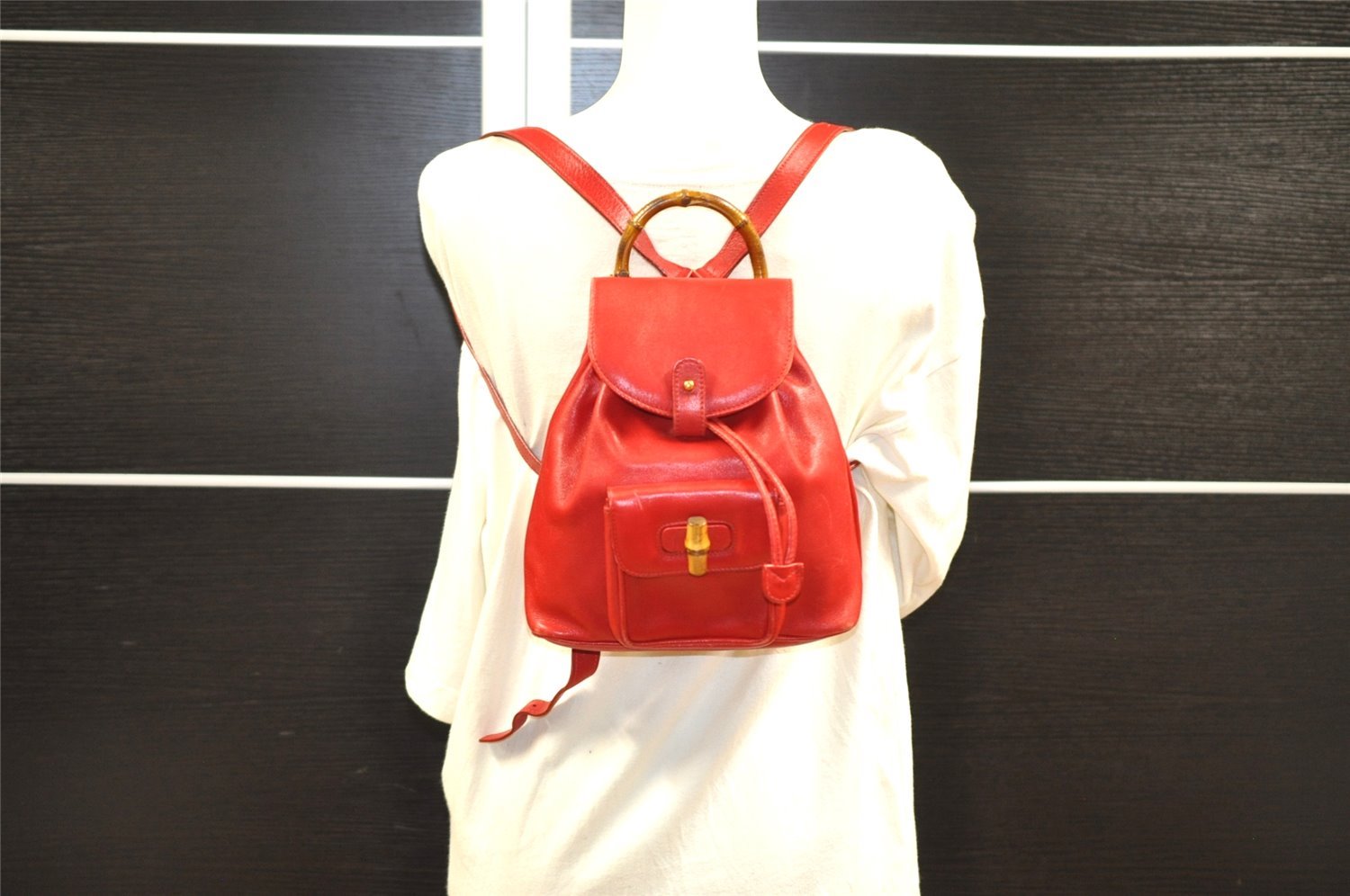 Authentic GUCCI Bamboo Vintage Drawstring Backpack Leather Red 4715I