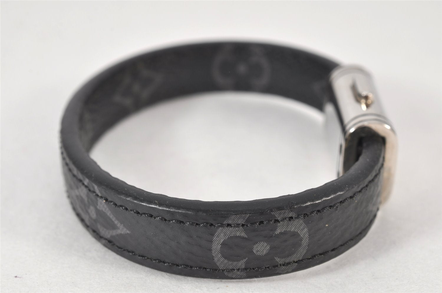 Authentic Louis Vuitton Monogram Eclipse Bracelet Clip It Black MP215E LV 4715K