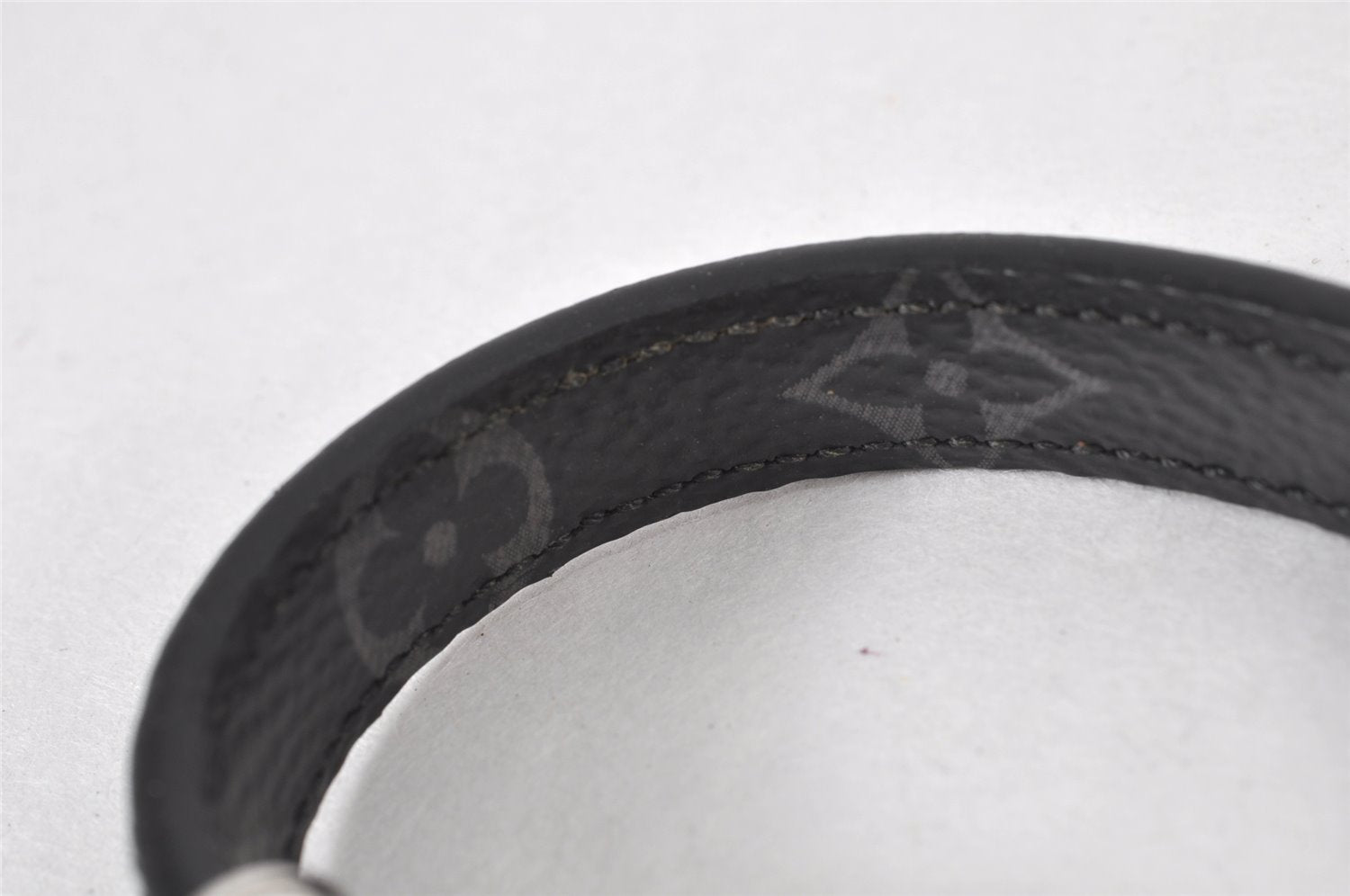 Authentic Louis Vuitton Monogram Eclipse Bracelet Clip It Black MP215E LV 4715K