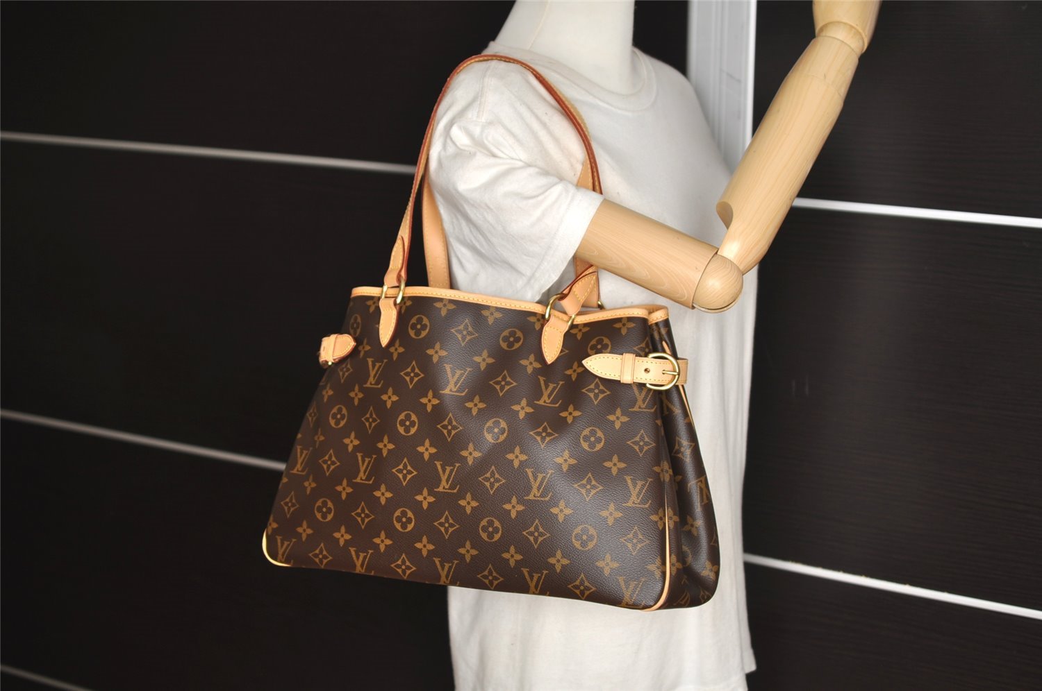 Authentic Louis Vuitton Monogram Batignolles Horizontal Tote Bag M51154 LV 4717J