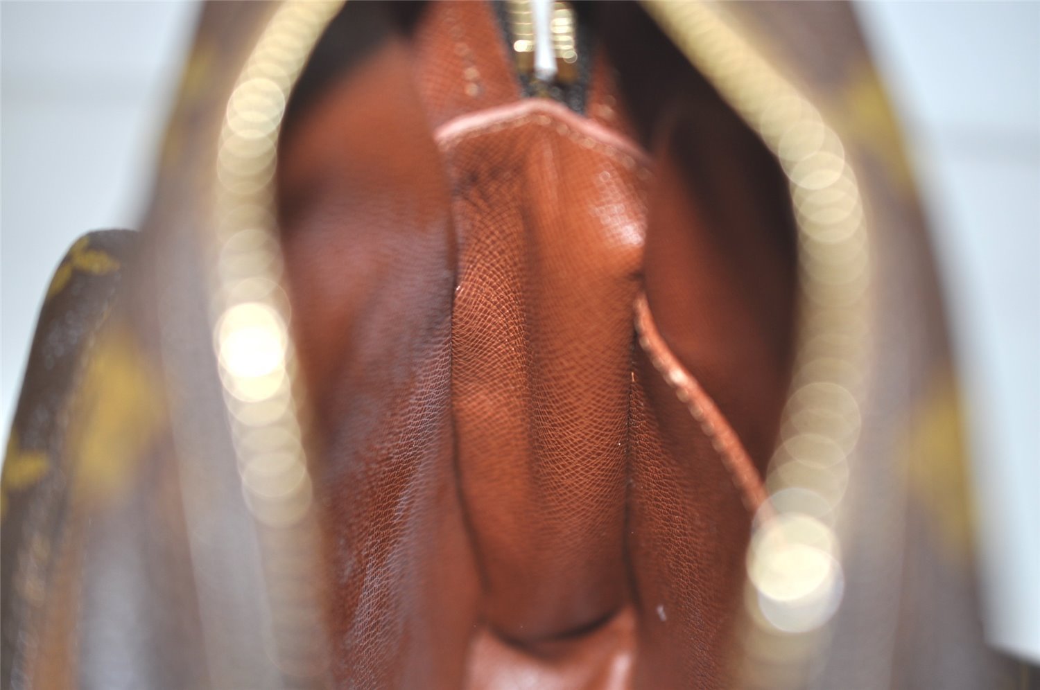 Authentic Louis Vuitton Monogram Amazone Shoulder Cross Bag M45236 LV Junk 4718I