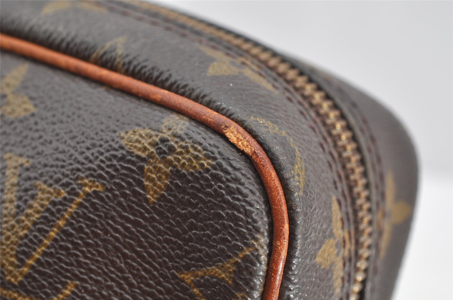 Authentic Louis Vuitton Monogram Porte Documents Voyage M53361 Briefcase 4719I